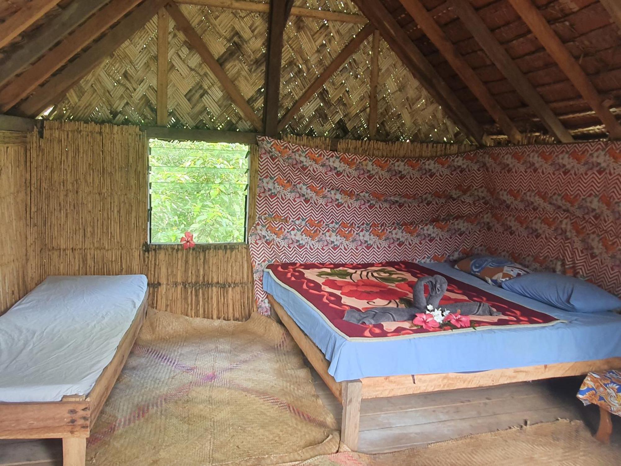 Island Paradise Bungalows Lenkuru Eksteriør billede